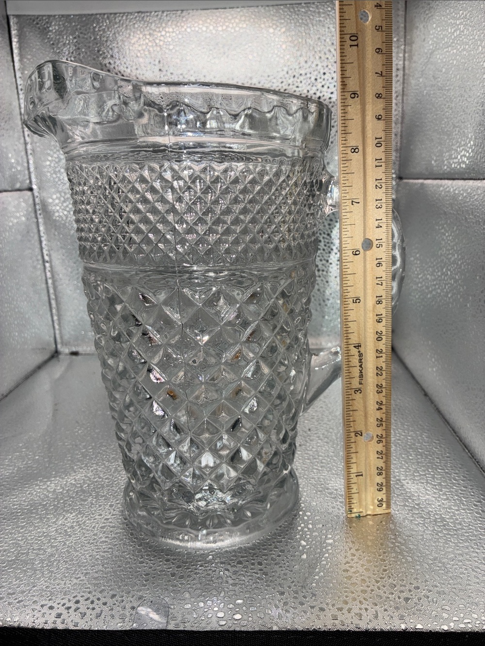 Elegant Clear Glass Pitcher - Picture 7 of 9